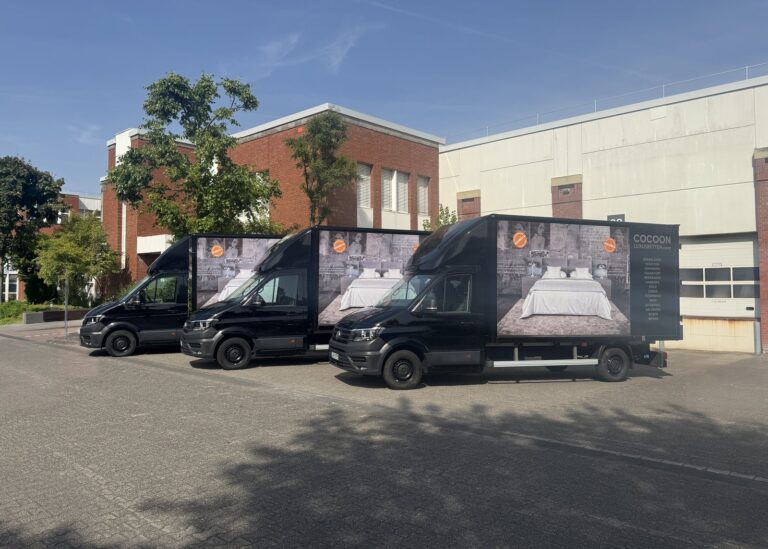 LIEFERUNG & MONTAGE