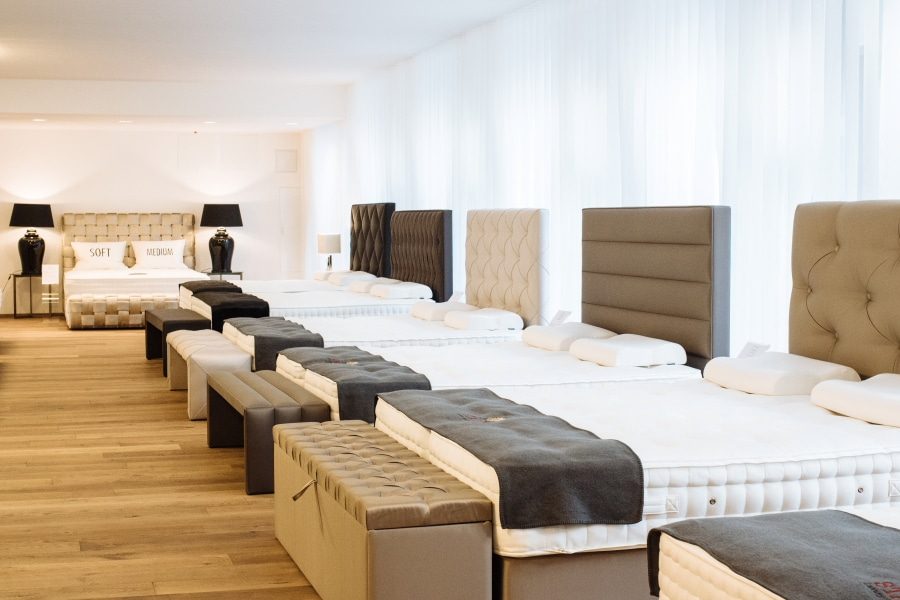 COCOON Luxusbetten – Boxspringbetten und Matratzen im Showroom
