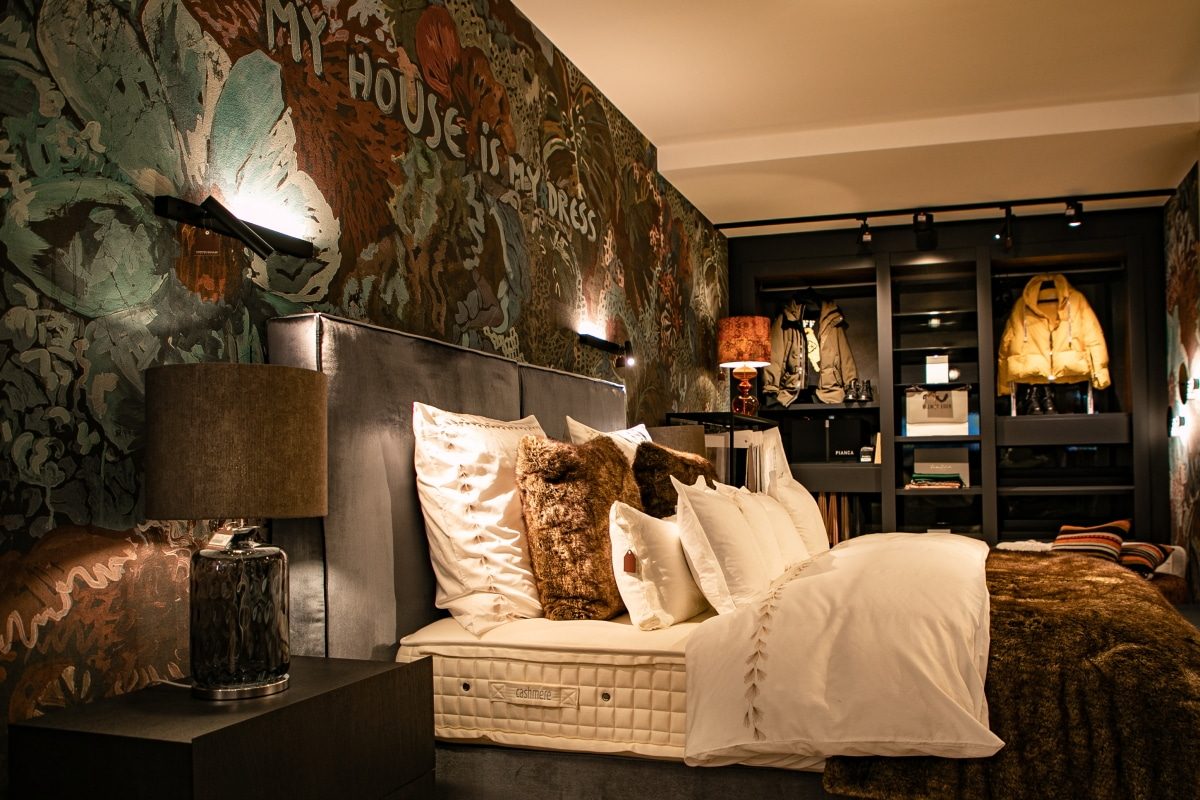 COCOON Luxusbetten – Boxspringbetten und Wohntextilien im Showroom